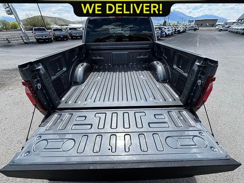 Used 2025 Gray Ford XLT image 17