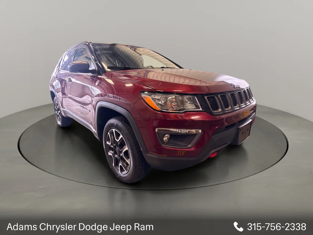 Used 2021 Red Jeep Trailhawk image 1