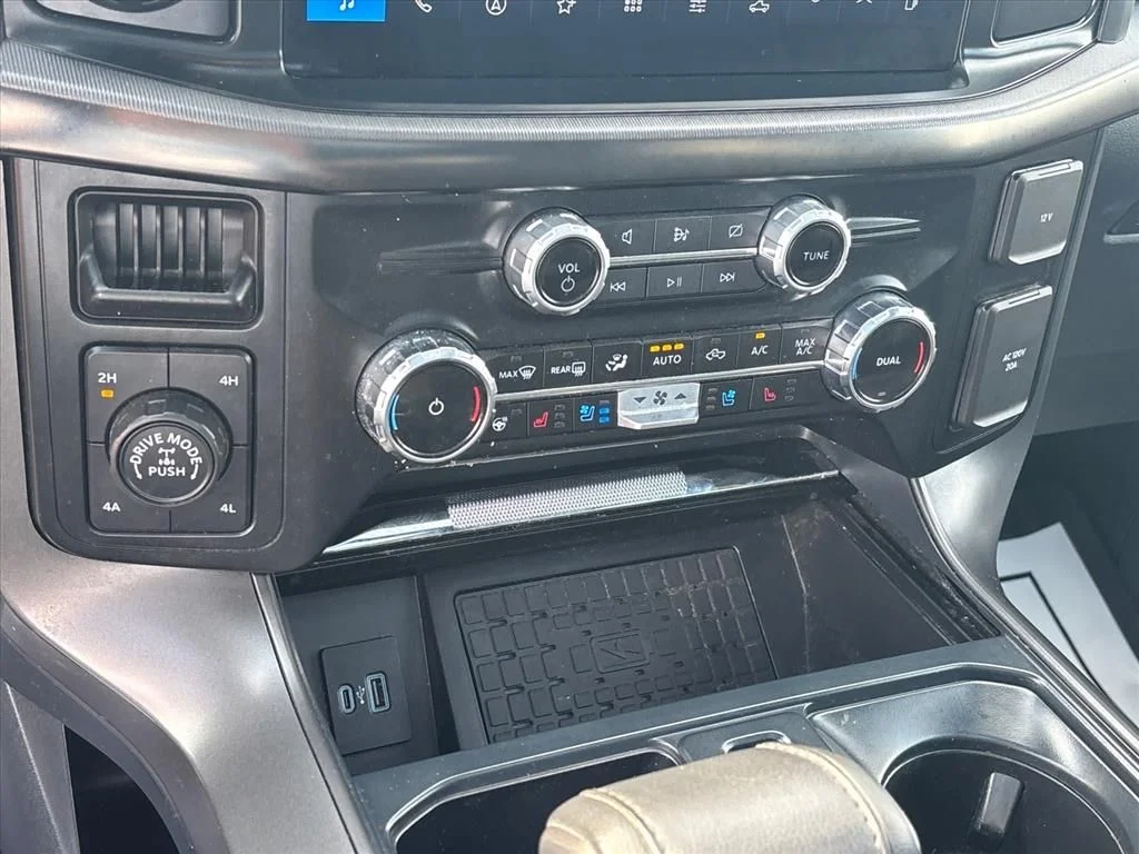Used 2024 Avalanche Ford Lariat image 36
