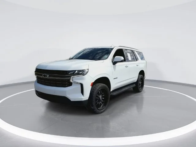 Used 2022 White Chevrolet RST image 4