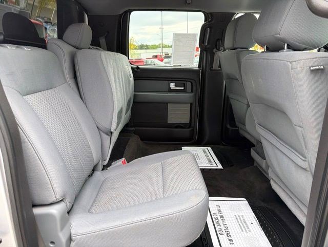 Used 2014 Ingot Silver Metallic Ford XLT image 16