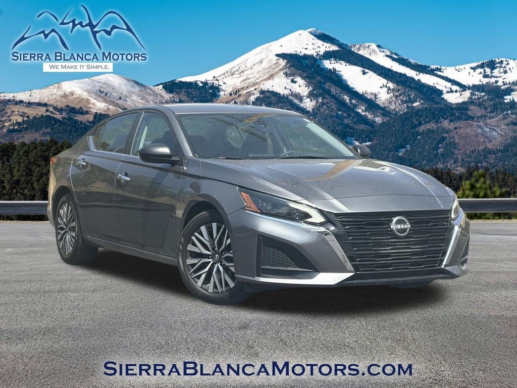 2025 Nissan Altima