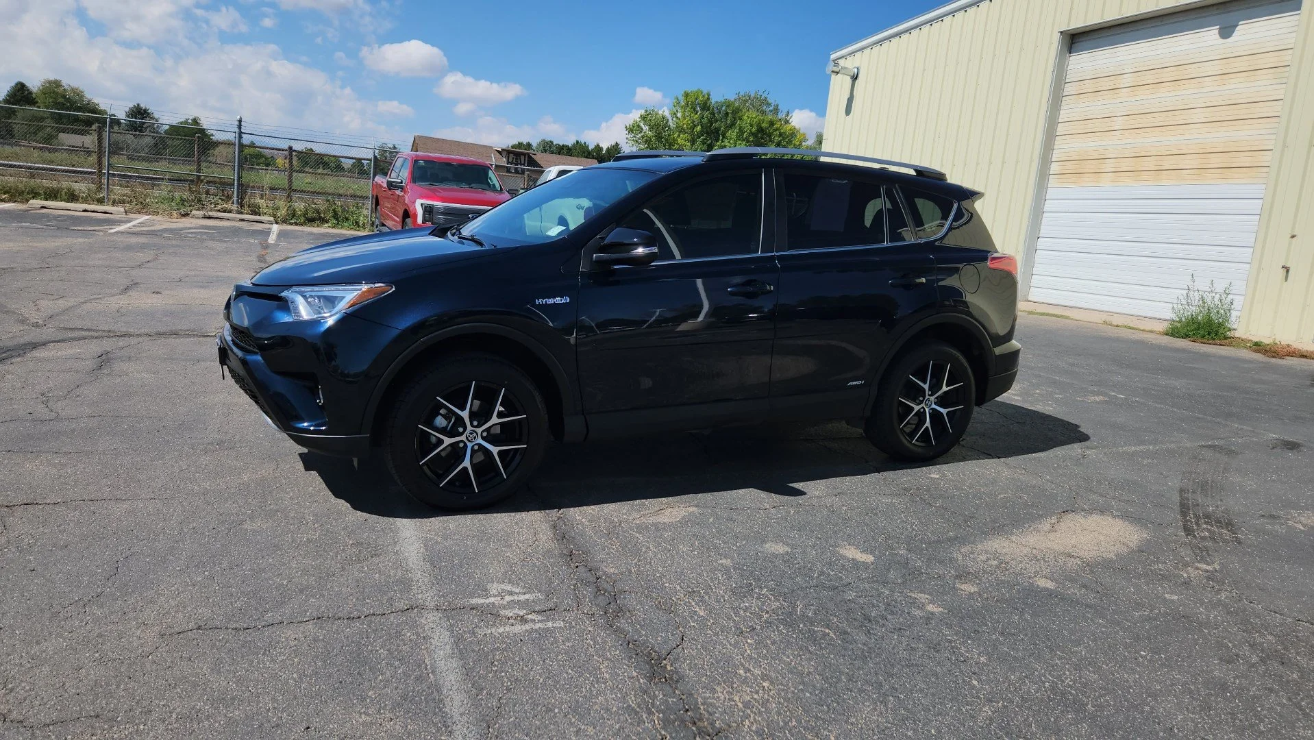 Certified Used 2017 Galactic Aqua Toyota SE image 3