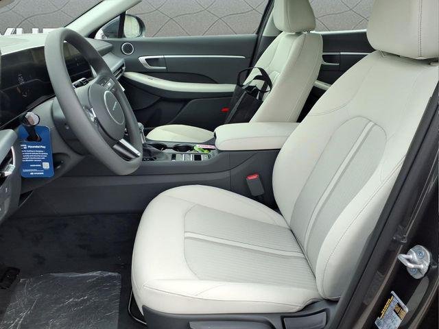 New 2026 Gray Hyundai SE image 16
