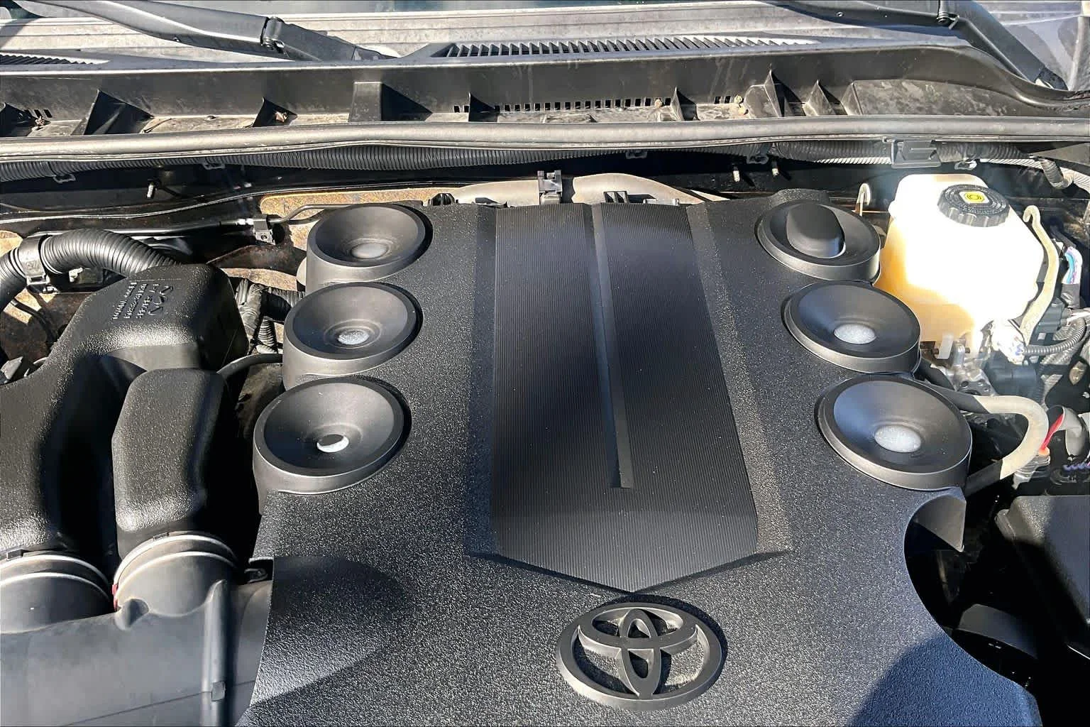 Used 2019 Midnight Black Metallic Toyota Limited image 33