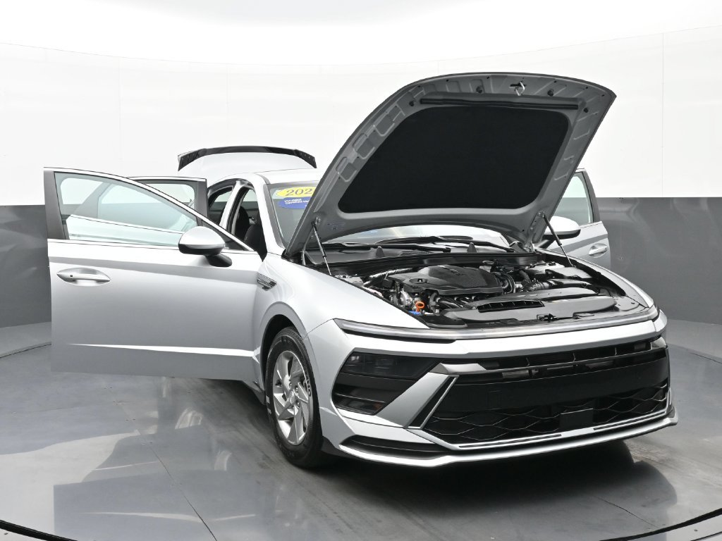Certified Used 2026 Silver Hyundai SE image 47