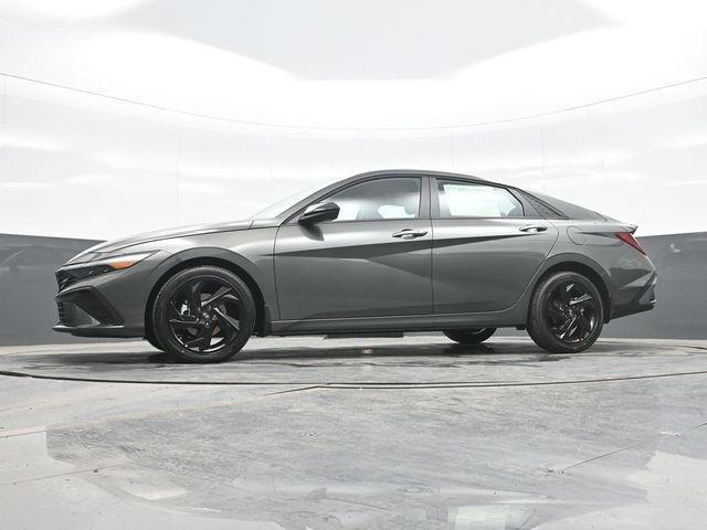 New 2026 Gray Hyundai SEL Sport image 21