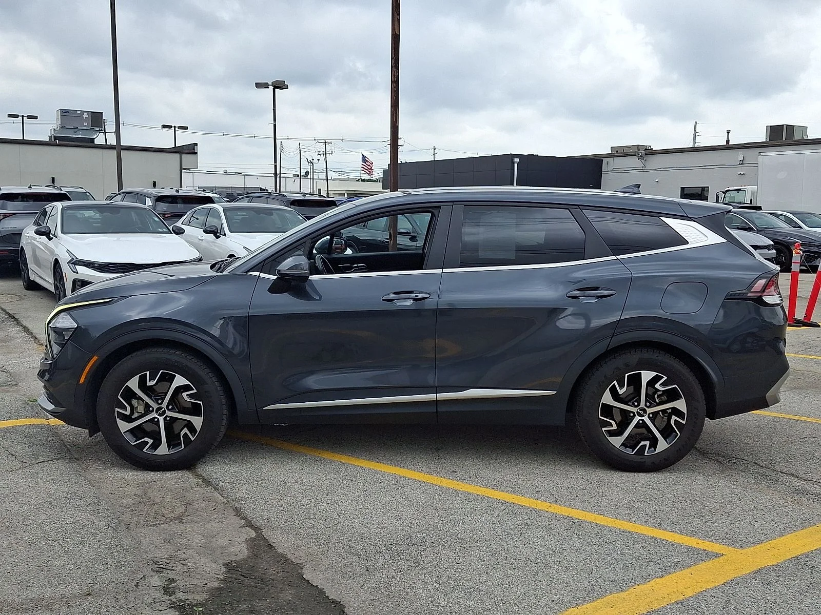 Certified Used 2023 Gray Kia EX image 5