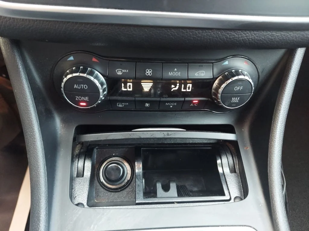 Used 2014 Red Mercedes-Benz CLA 45 AMG® image 25