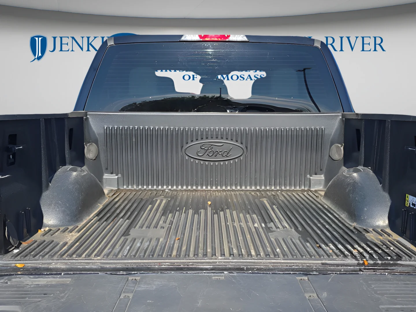 Used 2023 Agate Black Metallic Ford XLT image 17