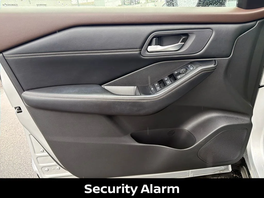 Certified Used 2023 Silver Nissan SV image 12