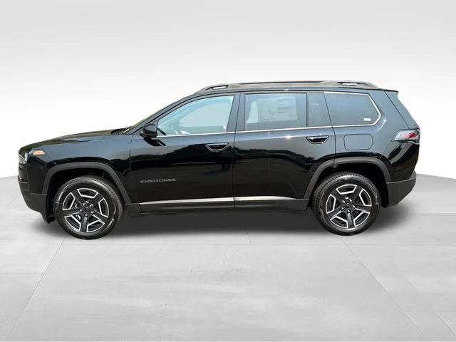New 2026 Diamond Black Crystal Pearlcoat Jeep Limited image 4