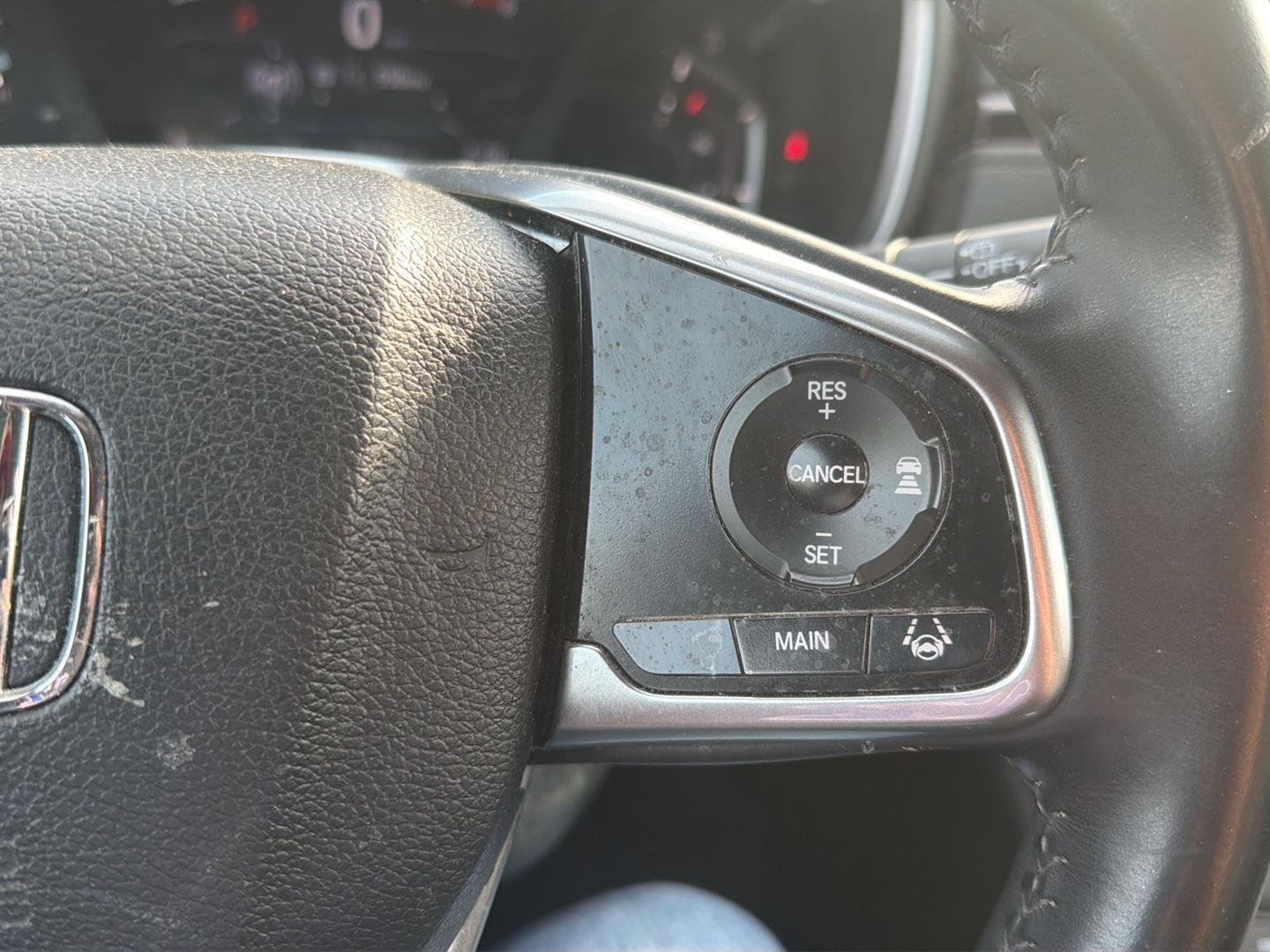 Used 2018 Crystal Black Pearl Honda Touring image 11