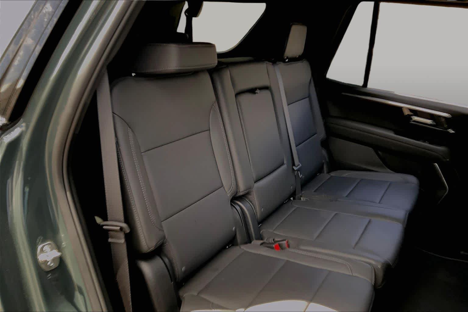 Used 2026 Cypress Gray Chevrolet Z71 image 18