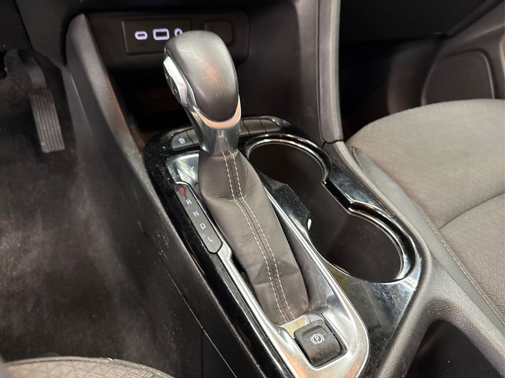 Used 2023 Black Buick Select image 29