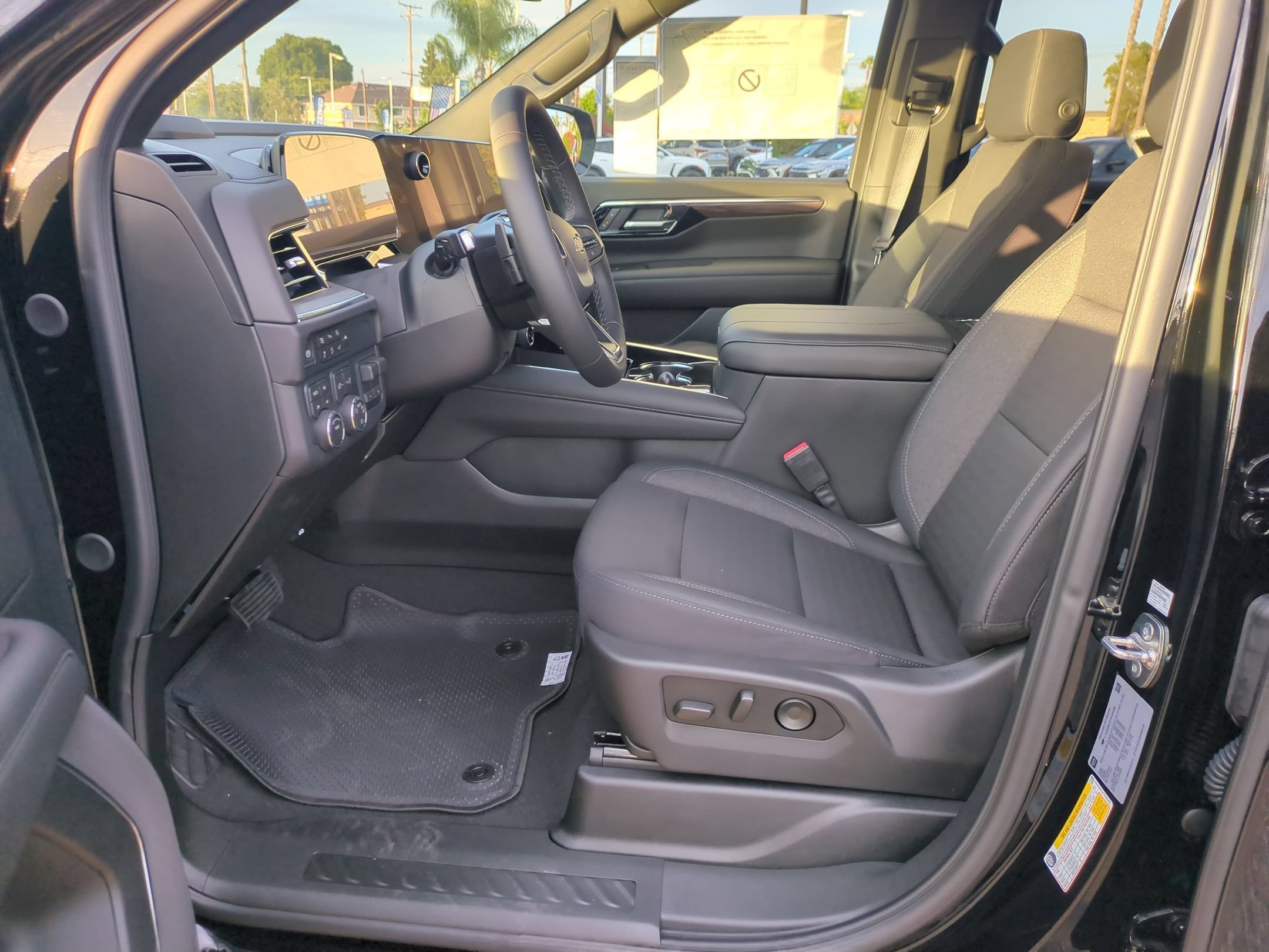 2026 Chevrolet Tahoe LS - Photo 11