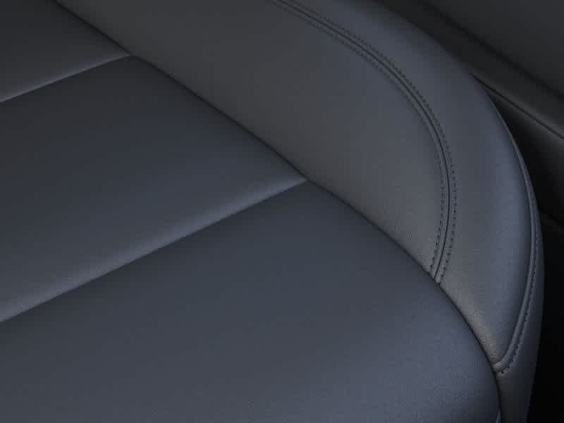 New 2026 Summit White Chevrolet WT image 21