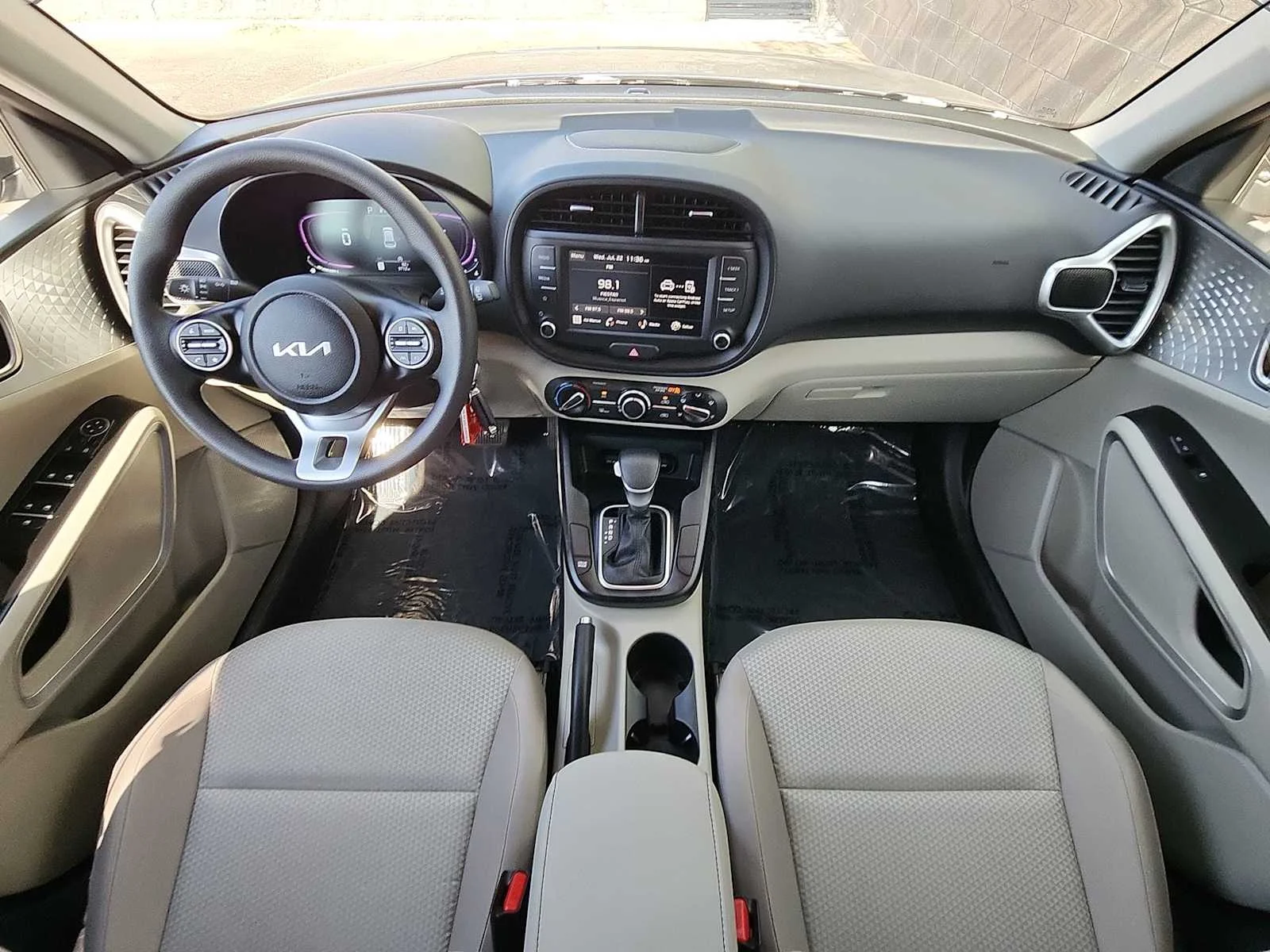 Used 2025 Steel Gray Kia LX image 14