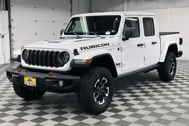 Used 2024 Bright White Clearcoat Jeep Rubicon image 11