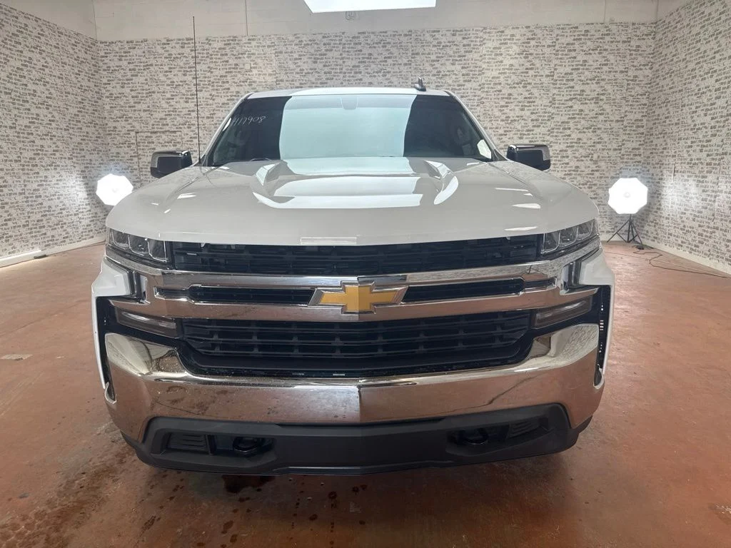 Used 2020 Summit White Chevrolet LT image 2