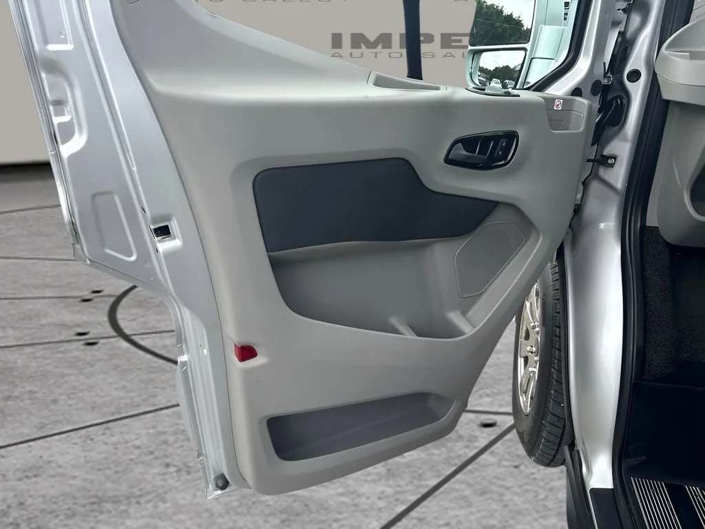 Used 2019 Silver Ford Base image 14