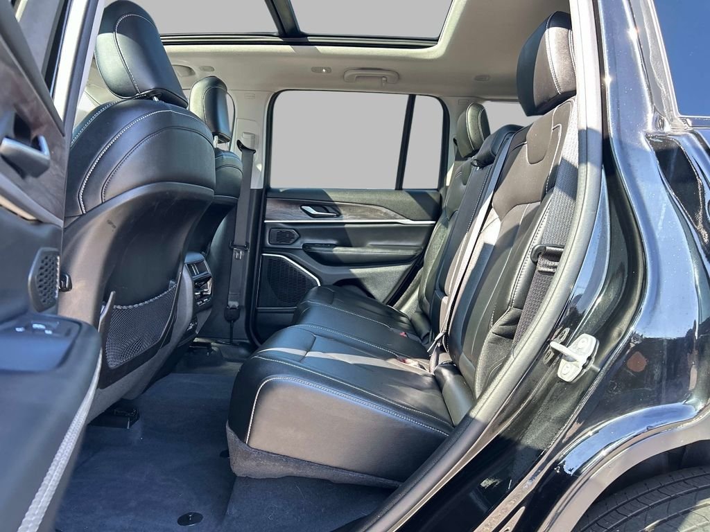 Used 2022 Black Jeep 4xe image 18