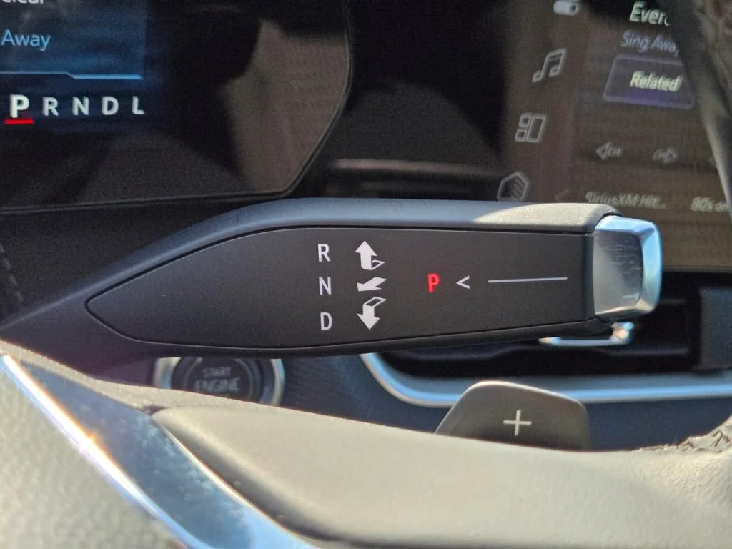Used 2026 Summit White Chevrolet LT image 23