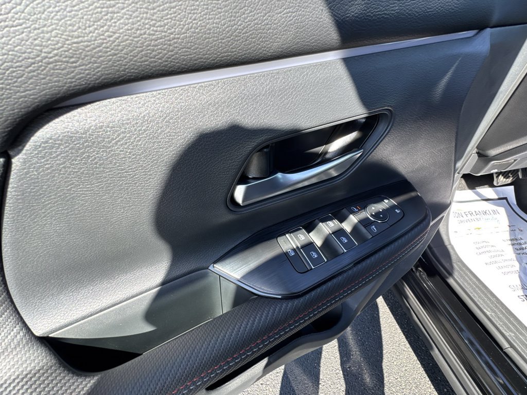 2026 Nissan KICKS SR AWD - Photo 13
