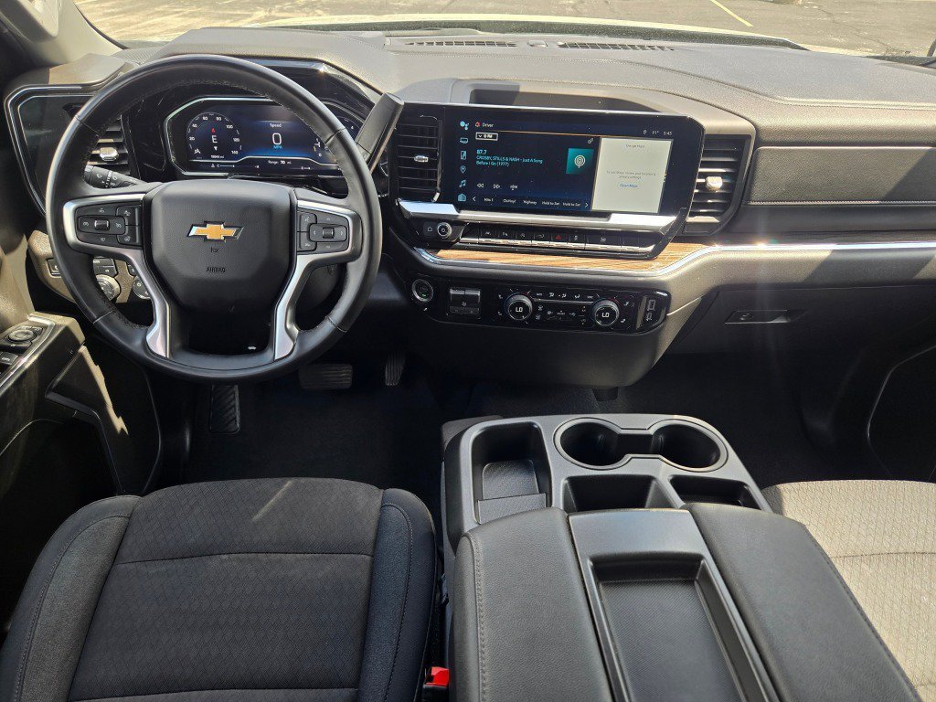 2025 Chevrolet Silverado 1500 LT - Photo 20