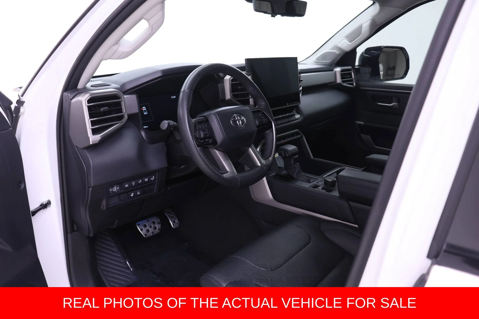 Used 2024 White Toyota Limited image 3