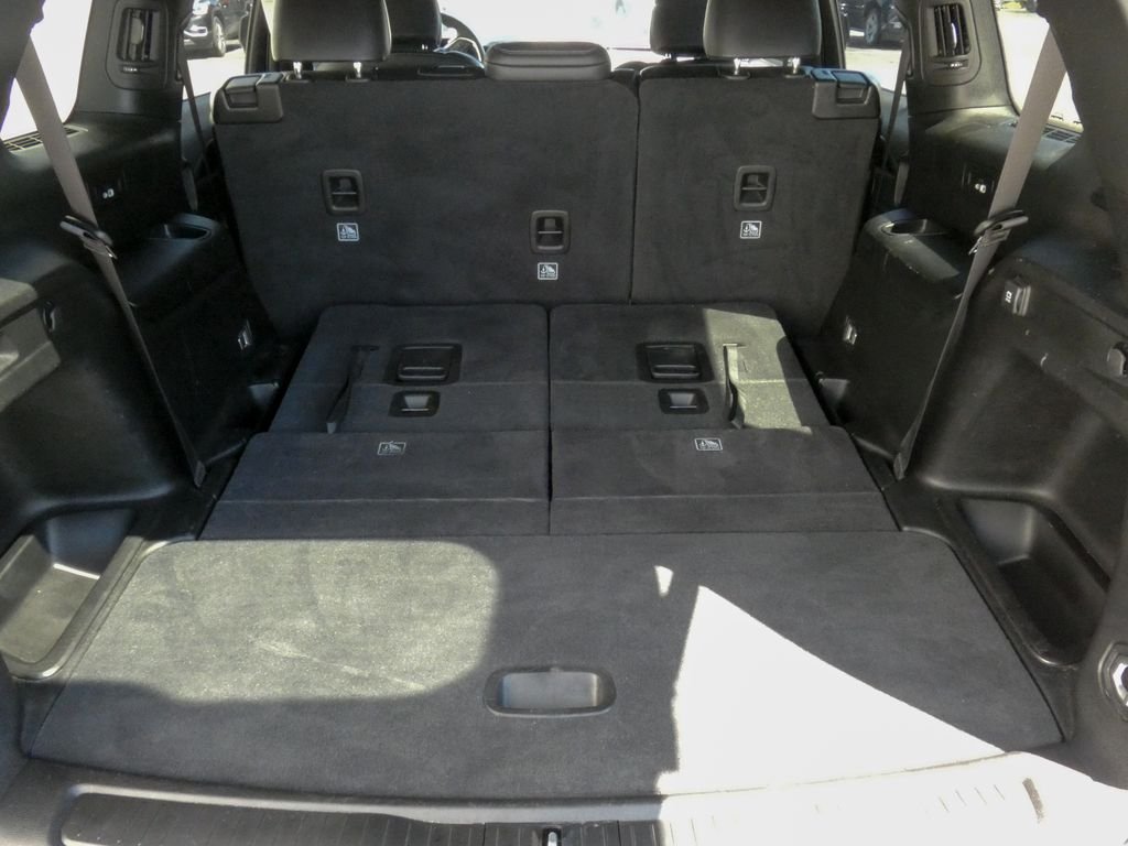 Used 2023 Gray Jeep Altitude image 32