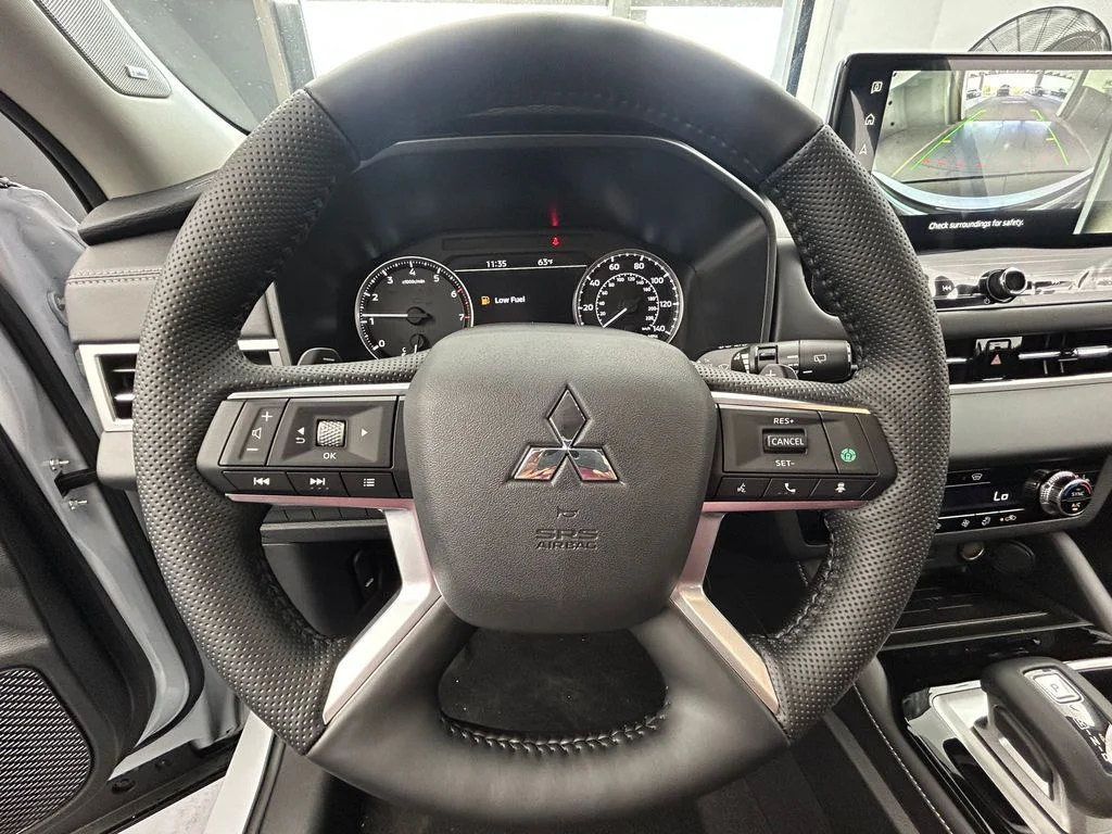 New 2026 White / Black Mitsubishi Trail Edition image 39