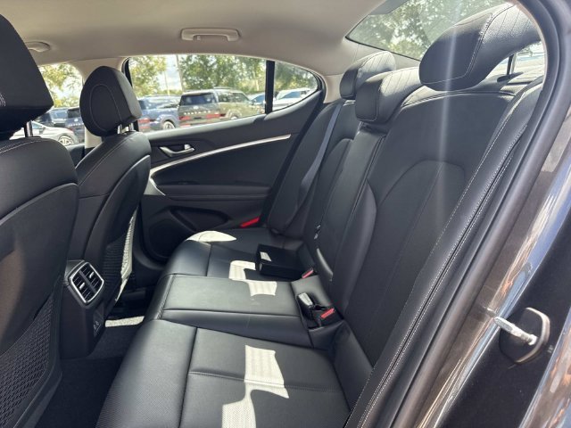 2026 GENESIS G70 Standard - Photo 14