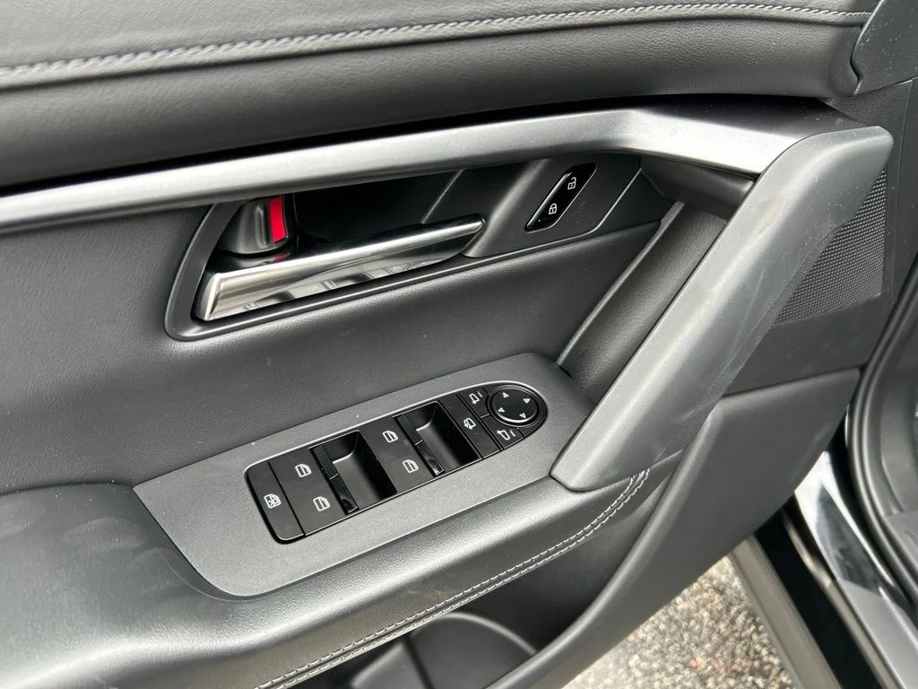 New 2026 Jet Black Mica Mazda 2.5 S Select image 13