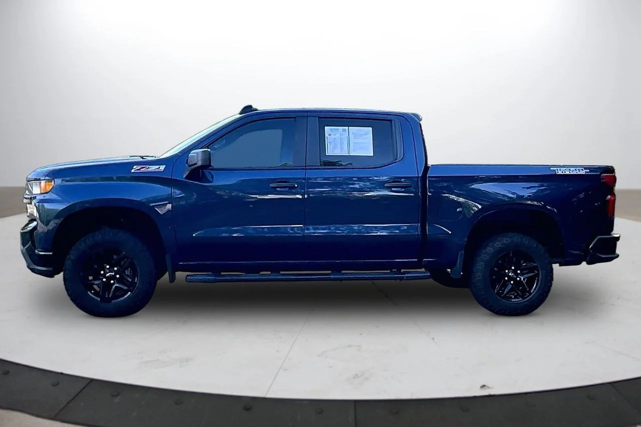 Used 2019 Blue Chevrolet Custom Trail Boss image 5