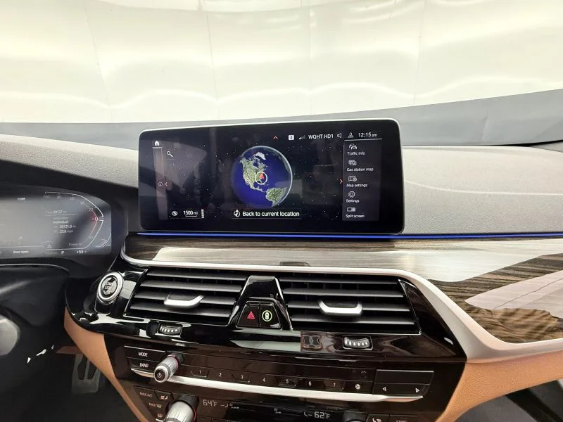 Used 2022  BMW 540i xDrive Sedan 4D image 20