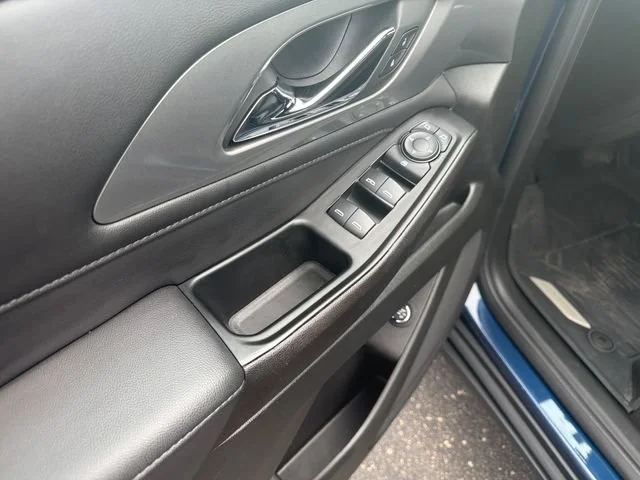 Used 2023 NORTHSKY BLUE METALLIC Chevrolet LT Cloth image 13