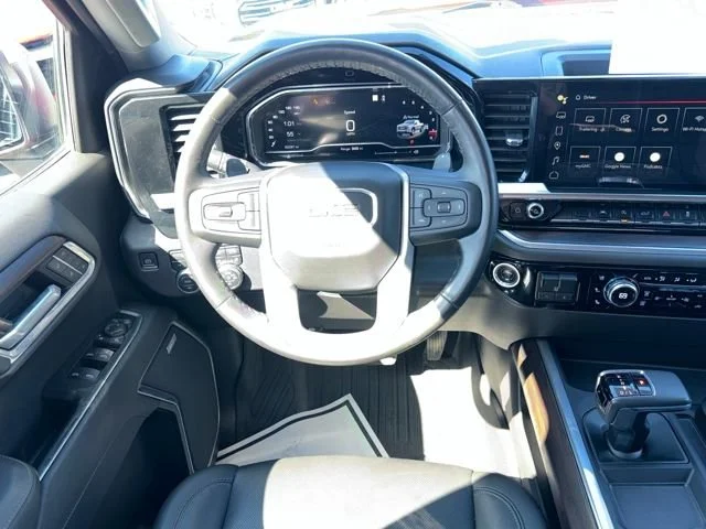Used 2022 Cayenne Red Tintcoat GMC SLT image 32