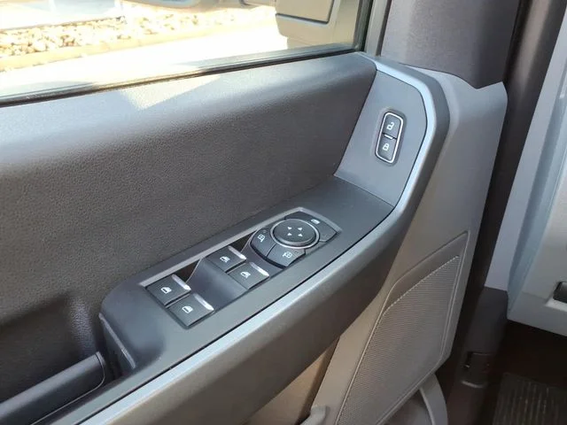 Used 2024 White Ford XL image 19