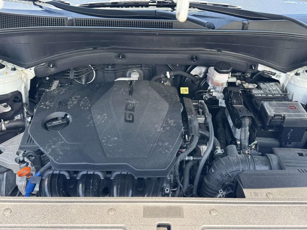 Used 2022 Gray Hyundai SEL image 13