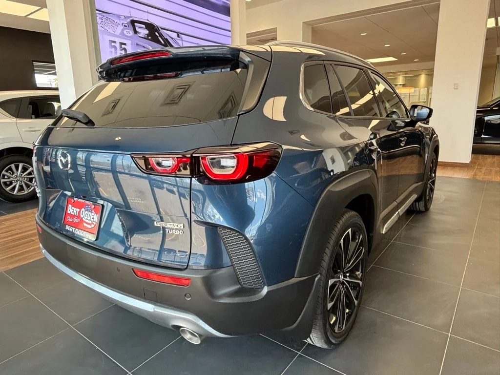 2025 Mazda CX-50 Premium Plus - Photo 4