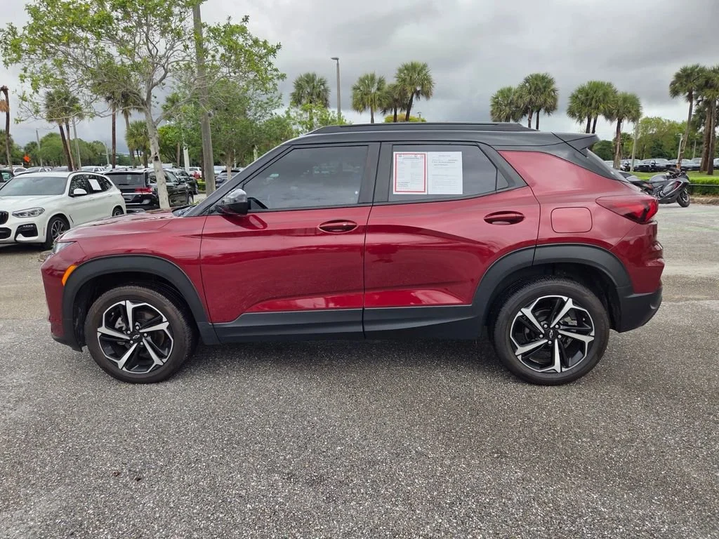 Used 2023 Crimson Metallic Chevrolet RS image 9