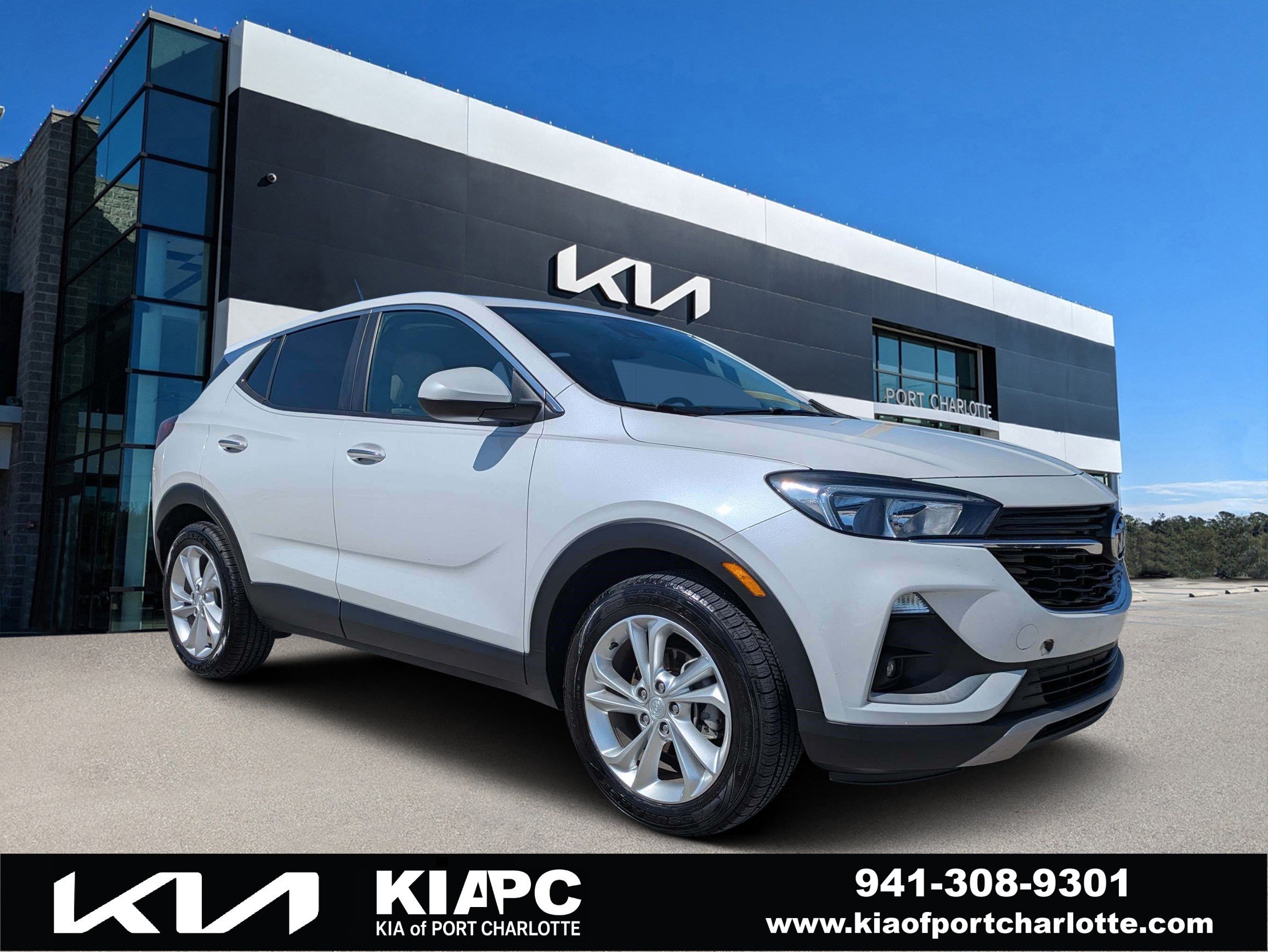 2022 Buick Encore GX Preferred's photo