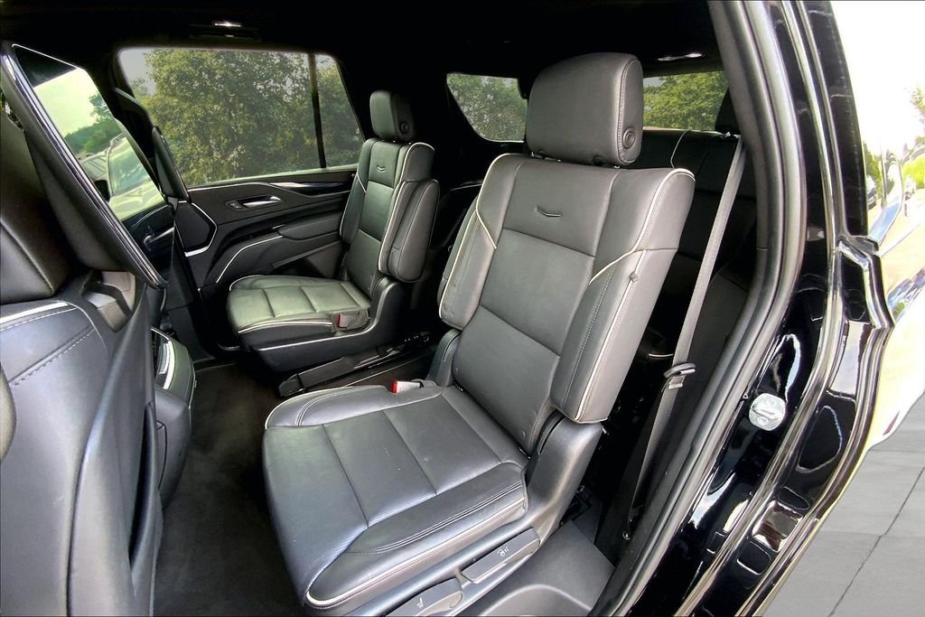 Used 2023 Black Cadillac Sport image 21