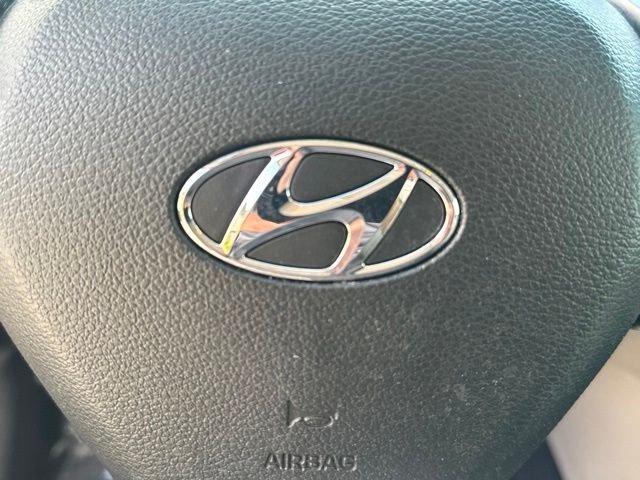 Used 2019 Gray Hyundai SEL image 19