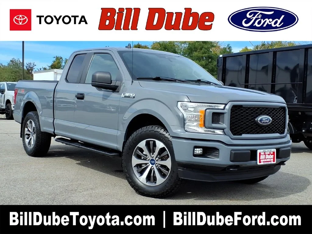 Used 2020 Black Ford XL image 1
