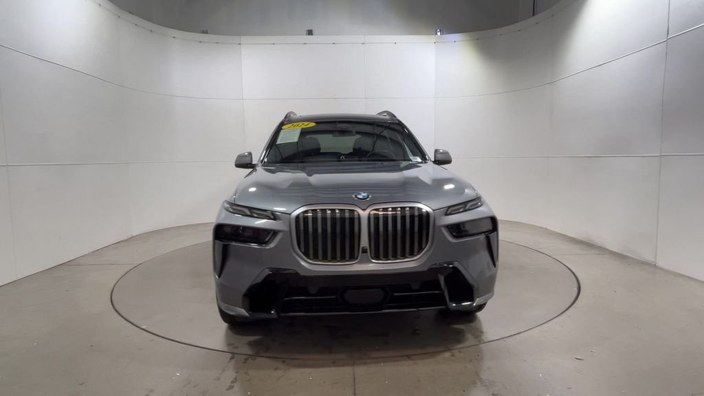 2024 Bmw X7 xDrive40i photo 3
