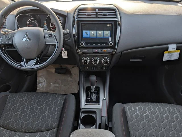 New 2026 Mercury Gray Metallic Mitsubishi 2.0 Trail Edition image 7