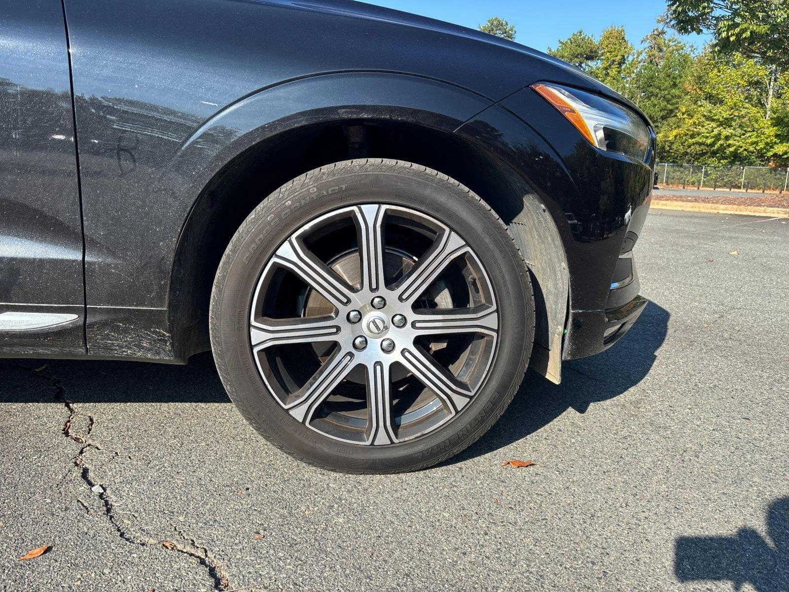 Used 2021 Onyx Black Metallic Volvo Inscription image 9