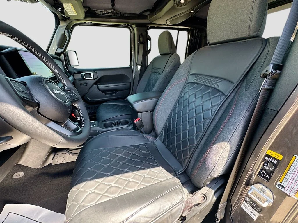 Used 2025 Gray Jeep Rubicon image 24